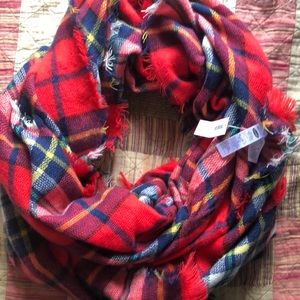 Old navy plaid blanket scarf NWT